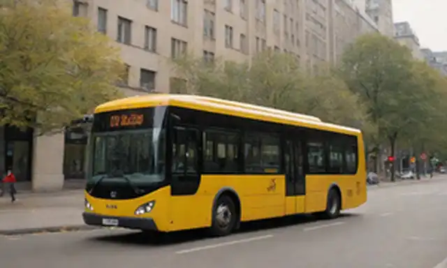 Un bus eléctrico amarillo con un diseño audaz y curvado